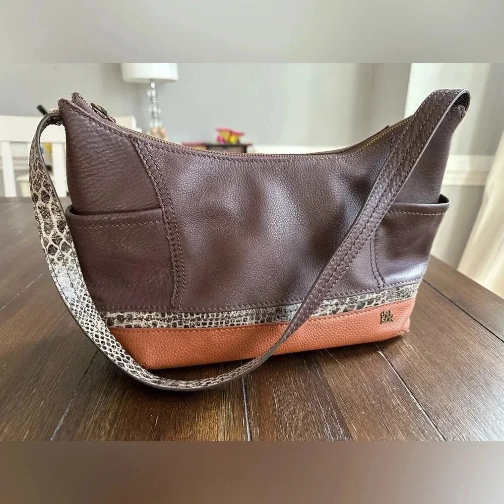 The Sak shoulder drop